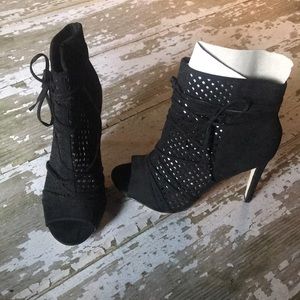 Very cute lace up booties size 8 1/2